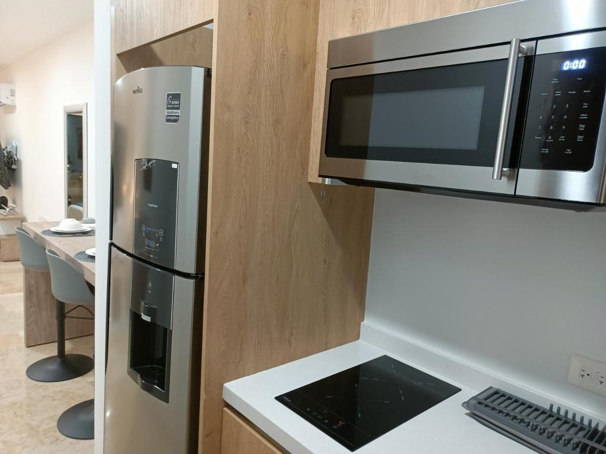 Luxury Suites , Calle 14Th ปลายาเดลการ์เมน ภายนอก รูปภาพ